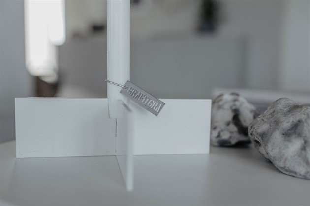 Kryss 20 klarlackad 4